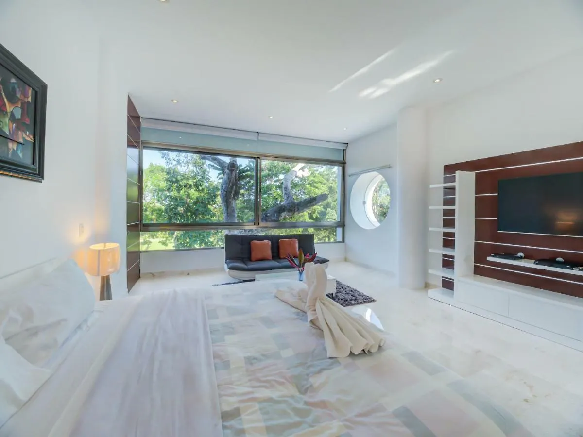 Дом отдыха Orion Luxury Home Tulum.